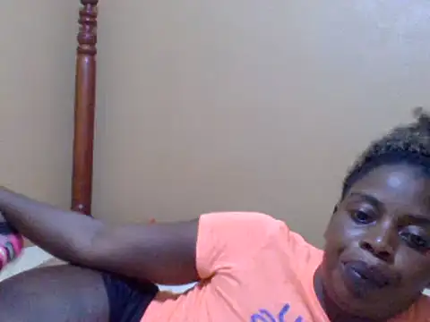 Snapshot of sweetbabra1 chatting on March 21, 2025, 9:45 am sweetbabra1 online show from March 21, 2025, 9:45 am