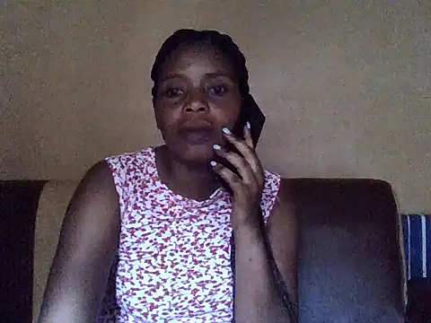 Snapshot of sweetbabra1 chatting on December 14, 2025, 5:57 am sweetbabra1 online show from December 14, 2025, 5:57 am