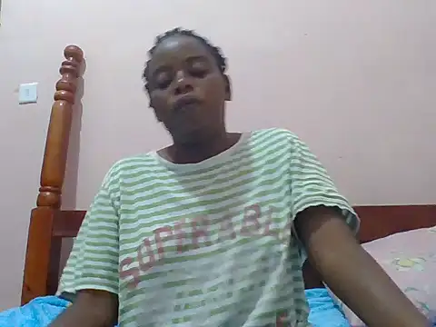 Snapshot of sweetbabra1 chatting on February 17, 2026, 6:21 am sweetbabra1 online show from February 17, 2026, 6:21 am