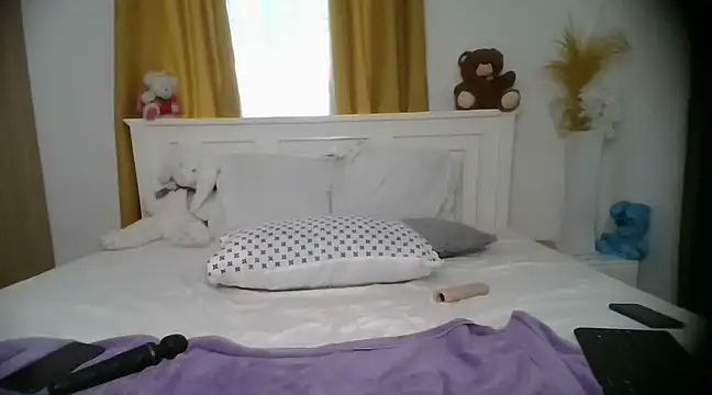 Snapshot of NAUGHTY__EBONY chatting on February 10, 2025, 7:04 am NAUGHTY  EBONY online show from February 10, 2025, 7:04 am
