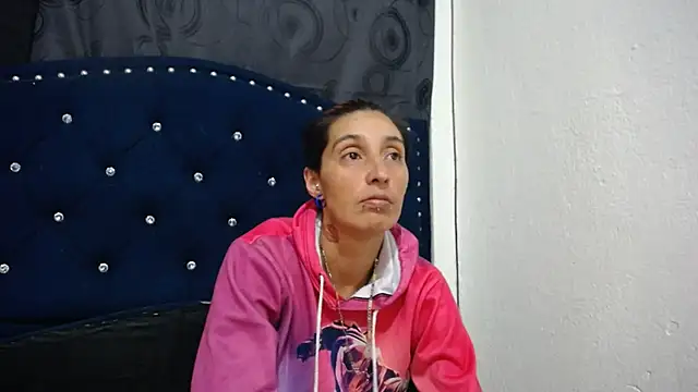 Snapshot of anyu1306 chatting on January 12, 2025, 5:13 am anyu1306 online show from January 12, 2025, 5:13 am