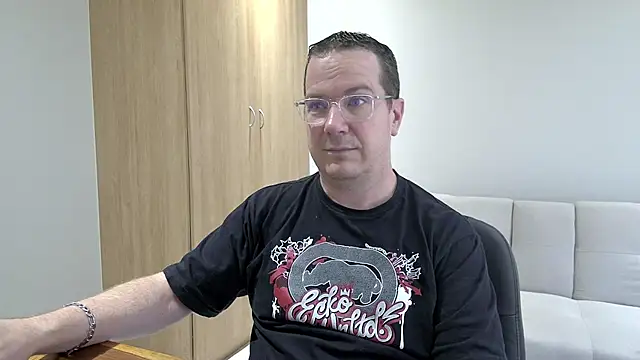 BrettJ81 online show from January 16, 2026, 1:15 pm