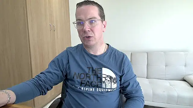 BrettJ81 online show from May 24, 2026, 1:49 pm