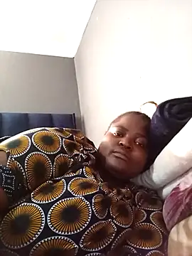 Snapshot of DarkBbw201 chatting on November 12, 2025, 1:55 pm DarkBbw201 online show from November 12, 2025, 1:55 pm