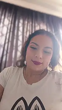 Snapshot of gisellsaenz chatting on February 25, 2026, 7:12 pm gisellsaenz online show from February 25, 2026, 7:12 pm