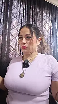 Snapshot of gisellsaenz chatting on February 28, 2026, 7:59 pm gisellsaenz online show from February 28, 2026, 7:59 pm