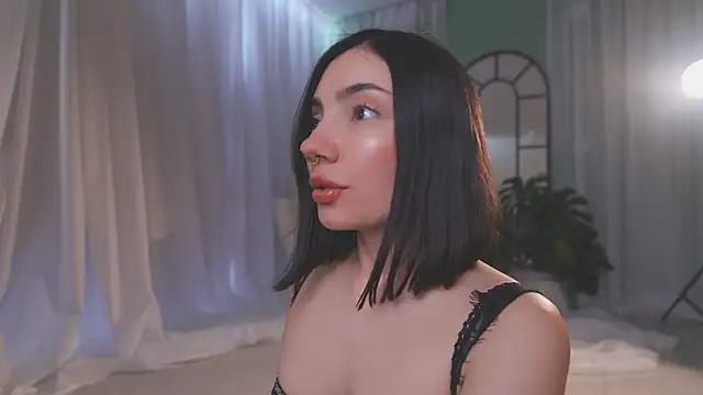 AmyArmstrong online show from February 12, 2026, 10:27 pm