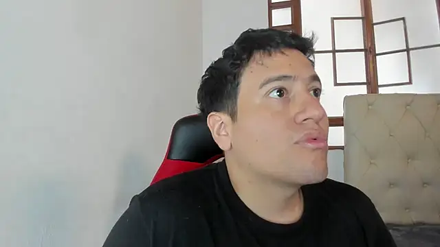 Snapshot of oliver_price1 chatting on March 20, 2026, 2:22 pm oliver price1 online show from March 20, 2026, 2:22 pm