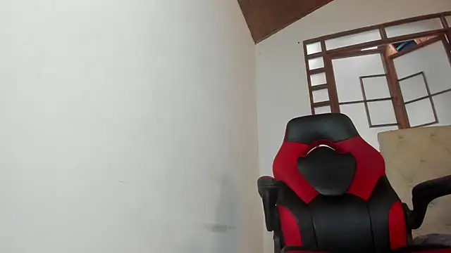 Snapshot of oliver_price1 chatting on March 29, 2026, 2:50 pm oliver price1 online show from March 29, 2026, 2:50 pm