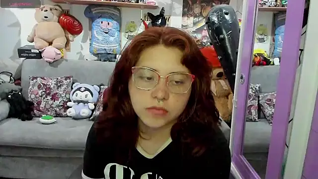 soficammy online show from January 24, 2025, 10:51 pm