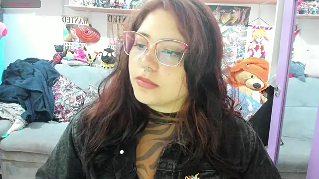 soficammy online show from September 19, 2025, 8:31 pm