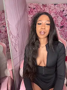 mismialove online show from March 12, 2026, 12:28 am