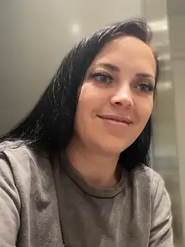 Snapshot of Kate_Joy chatting on June 11, 2026, 8:18 pm Kate Joy online show from June 11, 2026, 8:18 pm