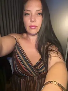 Snapshot of Kate_Joy chatting on July 2, 2026, 12:21 am Kate Joy online show from July 2, 2026, 12:21 am