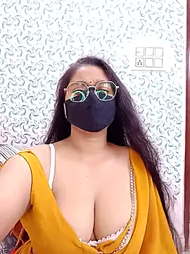 Snapshot of Jasmine_jaaan chatting on July 13, 2026, 4:37 am Jasmine jaaan online show from July 13, 2026, 4:37 am